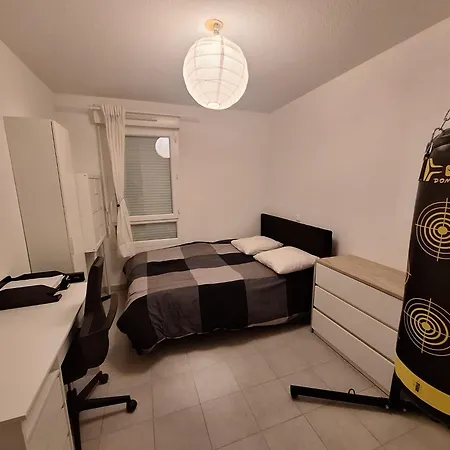Beau T3 A Montpellier, 2 Chambres, 4 Personnes, Wifi, Parking *