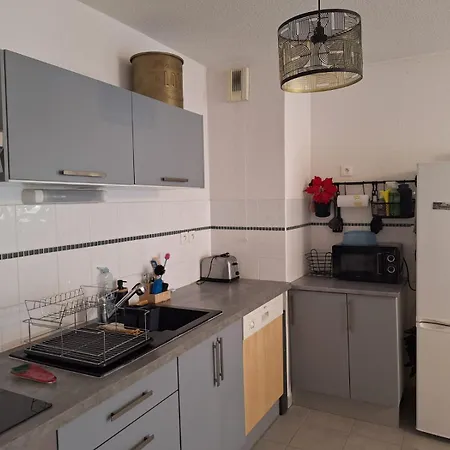 Beau T3 A Montpellier, 2 Chambres, 4 Personnes, Wifi, Parking * Montpellier